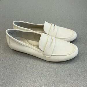 NEW Kensie Women's US 9 Yelena Cream Loafers